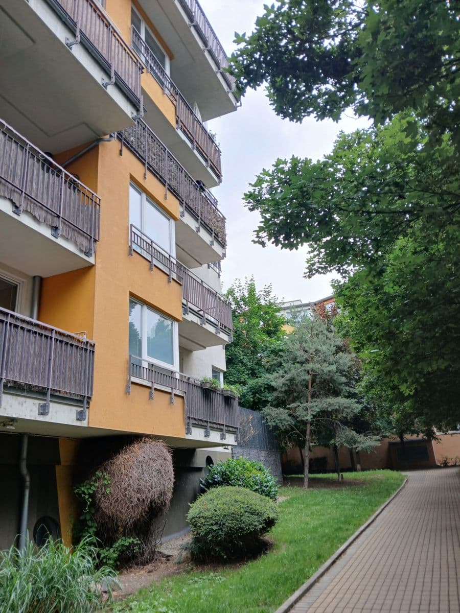 Pronájem bytu 3+kk 80 m², Kabešova, Praha, Praha Pronájem bytu 3+kk 80 m², Kabešova, Praha, Praha