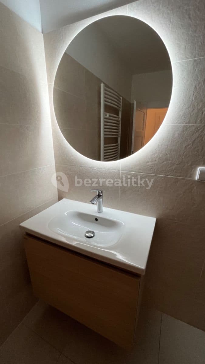 Pronájem bytu 2+1 65 m², Jičínská, Praha, Praha Pronájem bytu 2+1 65 m², Jičínská, Praha, Praha