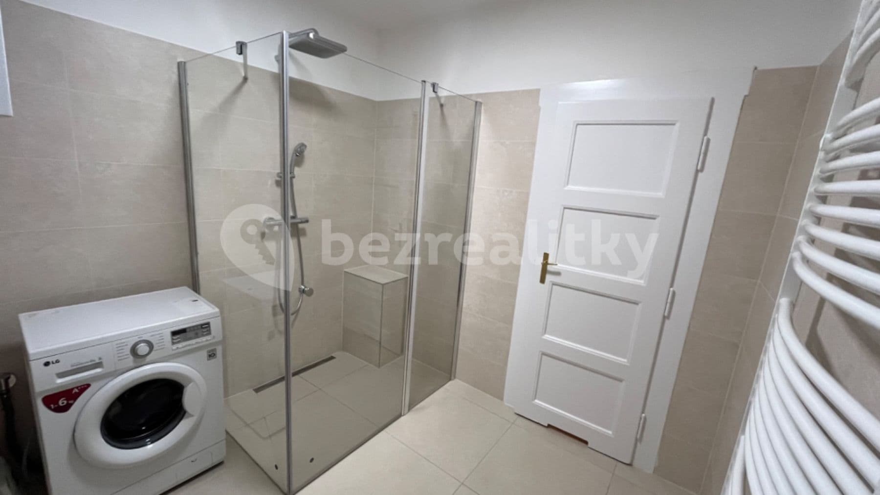 Pronájem bytu 2+1 65 m², Jičínská, Praha, Praha Pronájem bytu 2+1 65 m², Jičínská, Praha, Praha