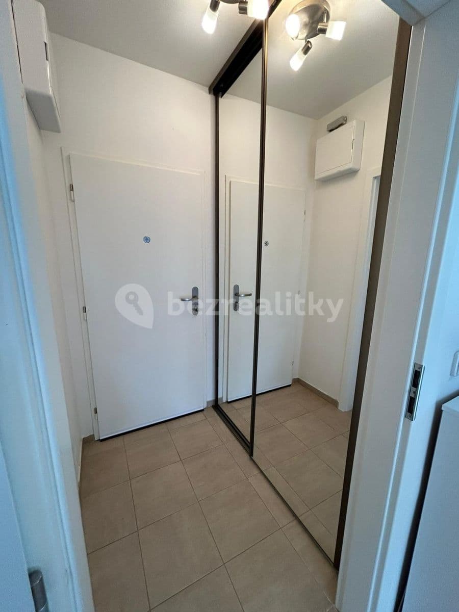 Pronájem bytu 3+kk 78 m², Jiřice, Středočeský kraj Pronájem bytu 3+kk 78 m², Jiřice, Středočeský kraj