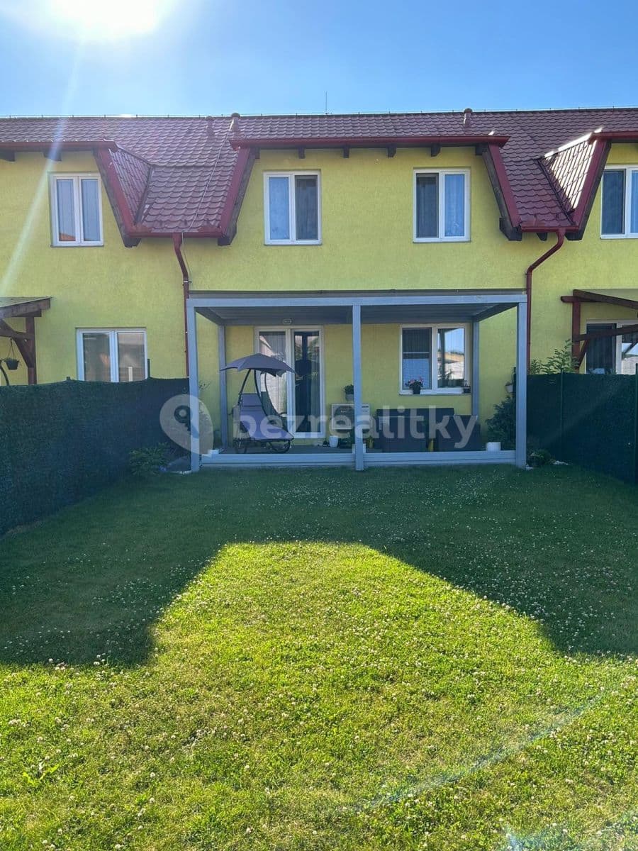 Pronájem bytu 3+kk 78 m², Jiřice, Středočeský kraj Pronájem bytu 3+kk 78 m², Jiřice, Středočeský kraj