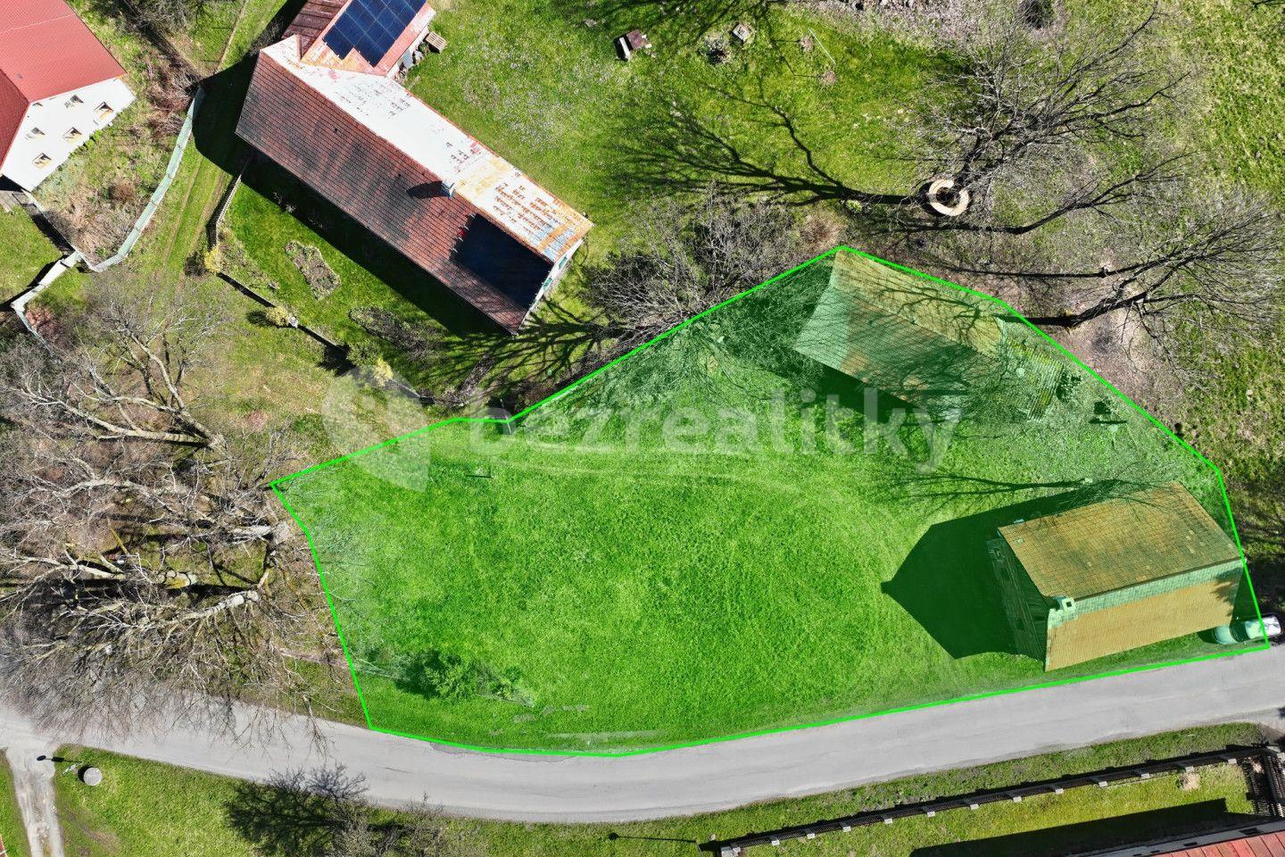Prodej pozemku 1.330 m², Libice nad Doubravou, Kraj Vysočina