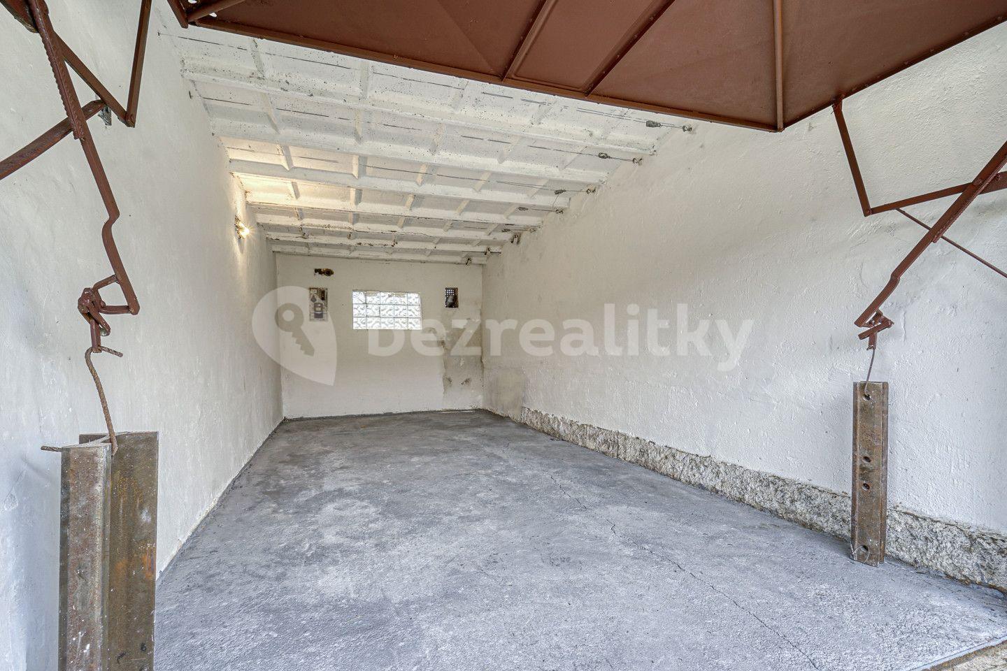 Prodej garáže 19 m², U Dráhy, Plzeň, Plzeňský kraj