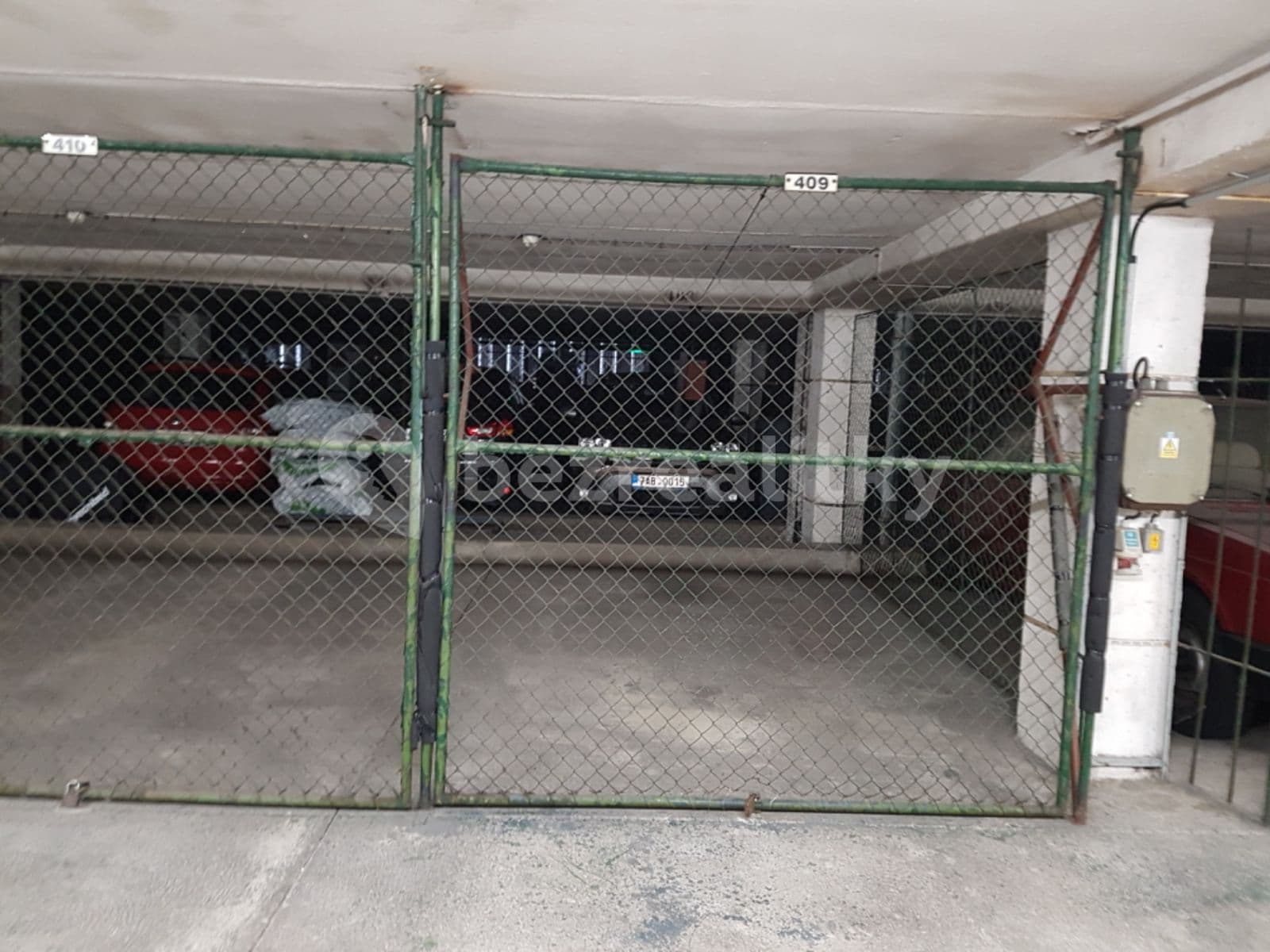 Pronájem garáže 15 m², Milevská, Praha, Praha Pronájem garáže 15 m², Milevská, Praha, Praha