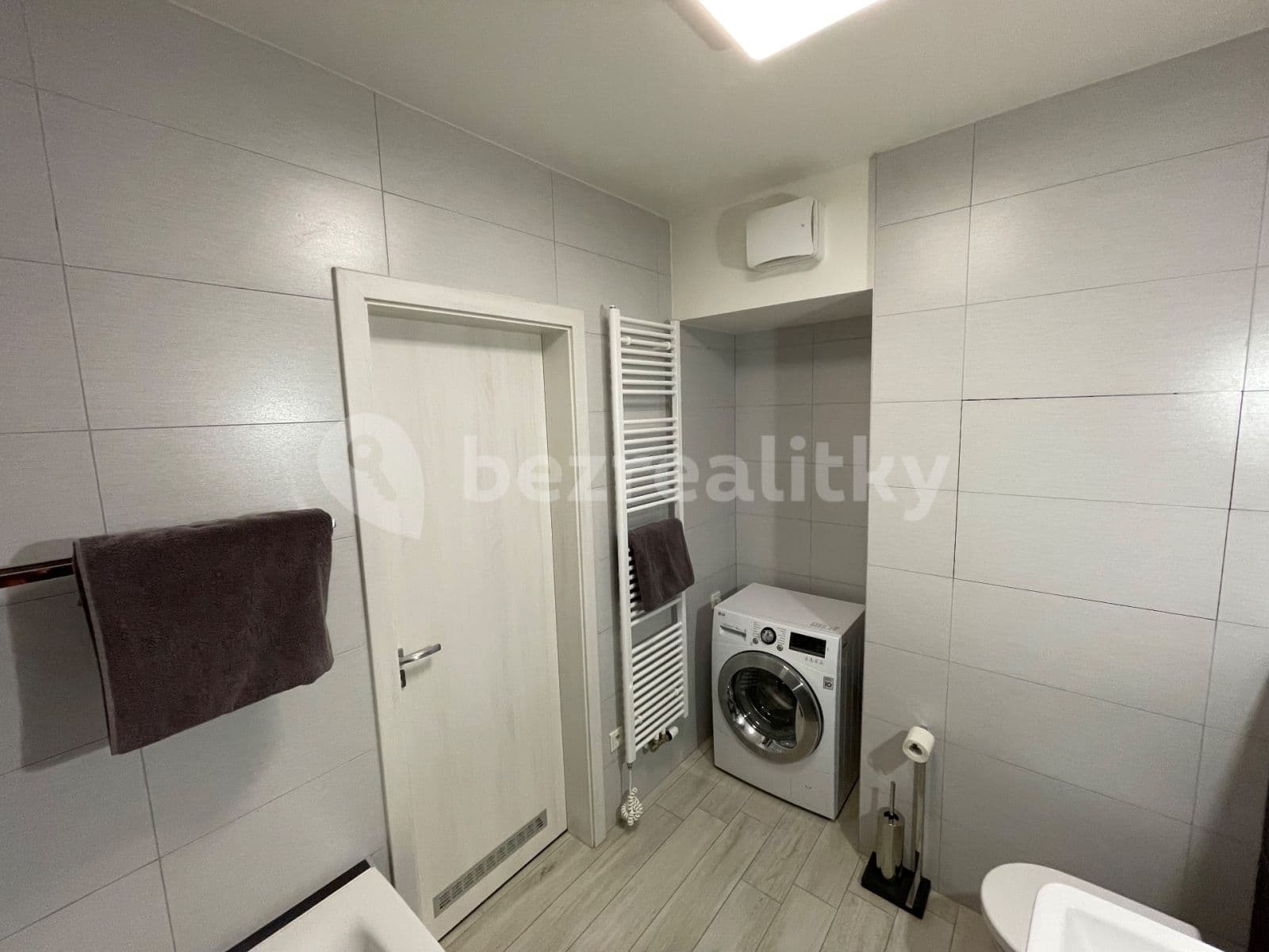 Pronájem bytu 2+kk 56 m², Na Vackově, Praha, Praha Pronájem bytu 2+kk 56 m², Na Vackově, Praha, Praha