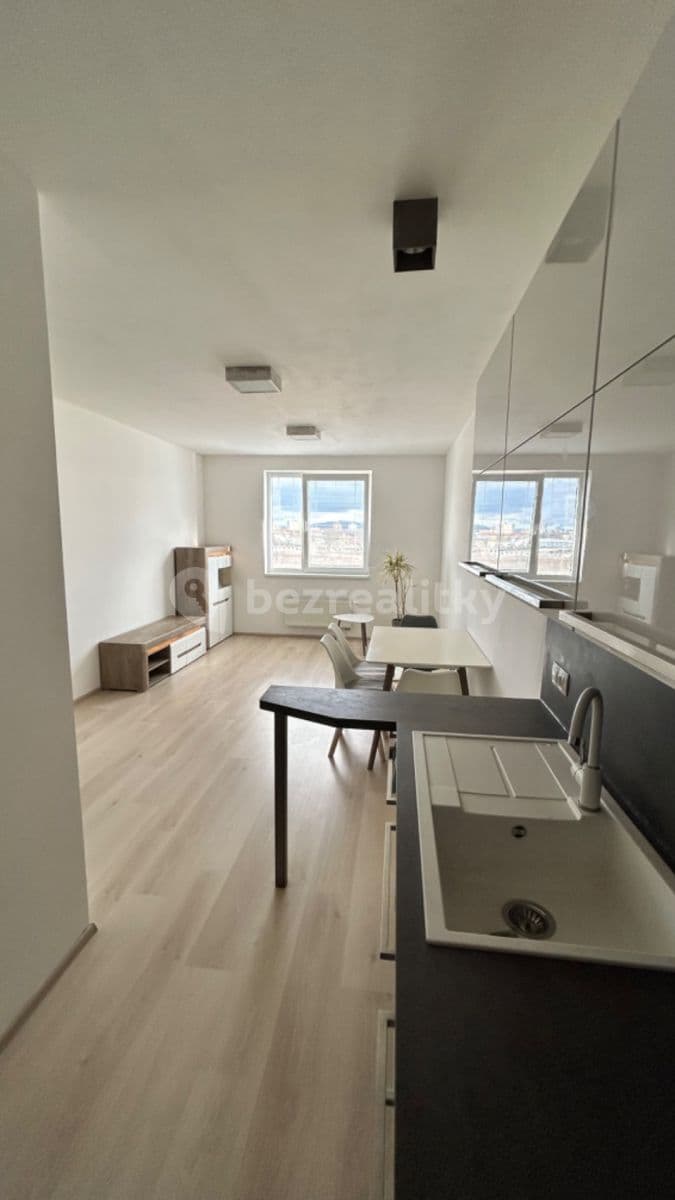 Pronájem bytu 2+kk 47 m², Magisterská, Plzeň, Plzeňský kraj Pronájem bytu 2+kk 47 m², Magisterská, Plzeň, Plzeňský kraj