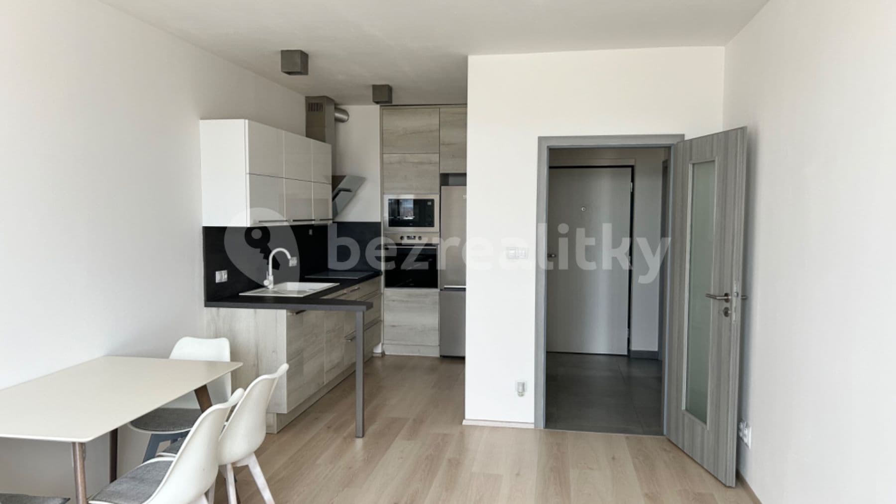 Pronájem bytu 2+kk 47 m², Magisterská, Plzeň, Plzeňský kraj Pronájem bytu 2+kk 47 m², Magisterská, Plzeň, Plzeňský kraj