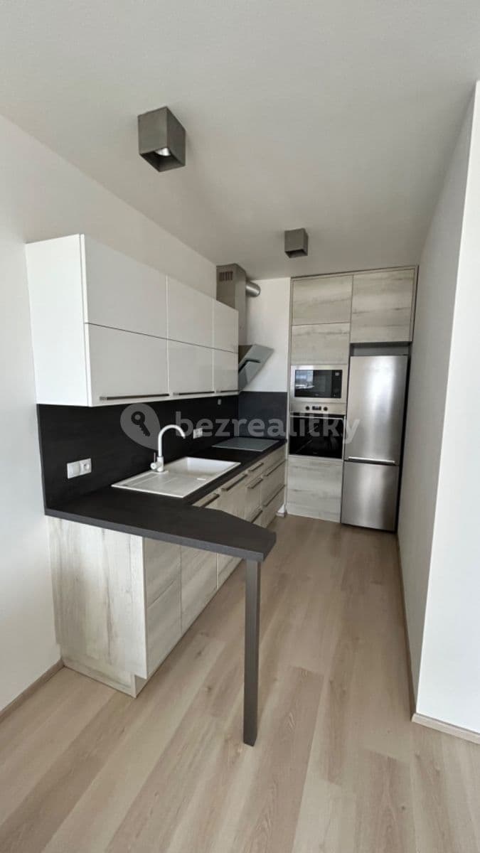 Pronájem bytu 2+kk 47 m², Magisterská, Plzeň, Plzeňský kraj Pronájem bytu 2+kk 47 m², Magisterská, Plzeň, Plzeňský kraj