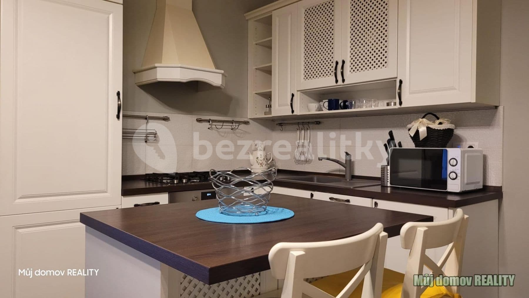 Pronájem bytu 3+kk 55 m², Bulharská, Praha, Praha Pronájem bytu 3+kk 55 m², Bulharská, Praha, Praha