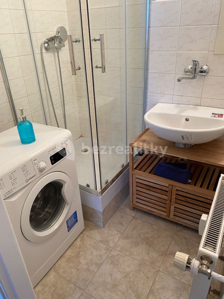 Pronájem bytu 2+1 54 m², Čajkovského, Praha, Praha Pronájem bytu 2+1 54 m², Čajkovského, Praha, Praha