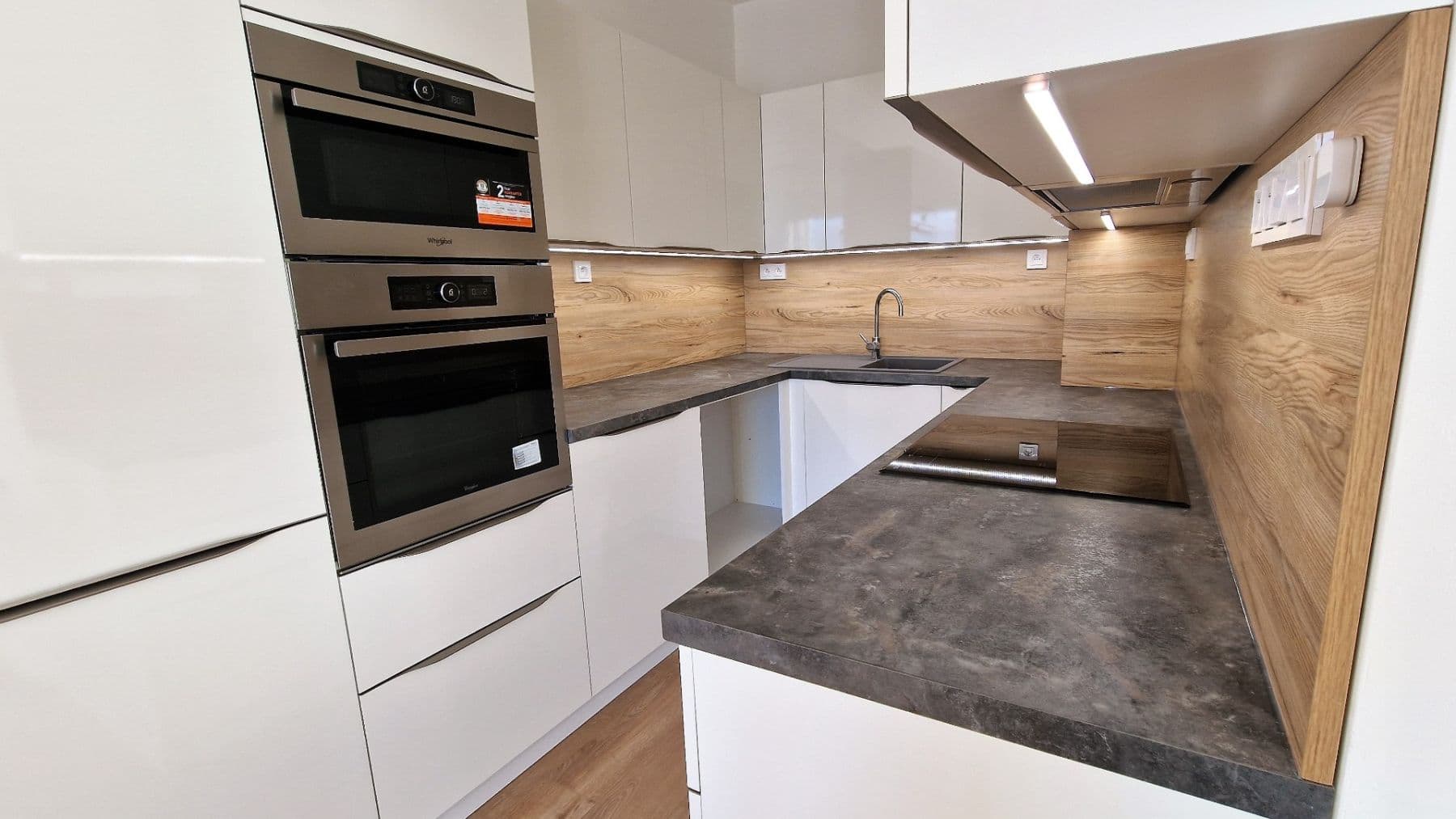 Pronájem bytu 2+kk 58 m², Hlavenecká, Brandýs nad Labem-Stará Boleslav, Středočeský kraj Pronájem bytu 2+kk 58 m², Hlavenecká, Brandýs nad Labem-Stará Boleslav, Středočeský kraj