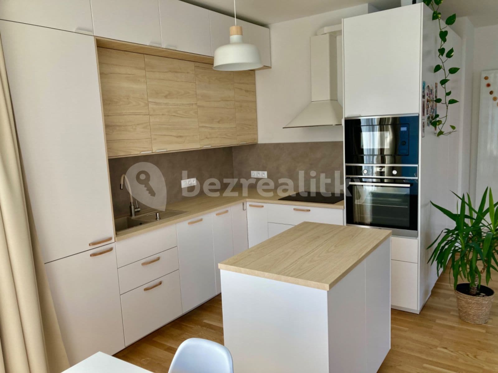 Pronájem bytu 3+kk 90 m², Michelská, Praha, Praha Pronájem bytu 3+kk 90 m², Michelská, Praha, Praha