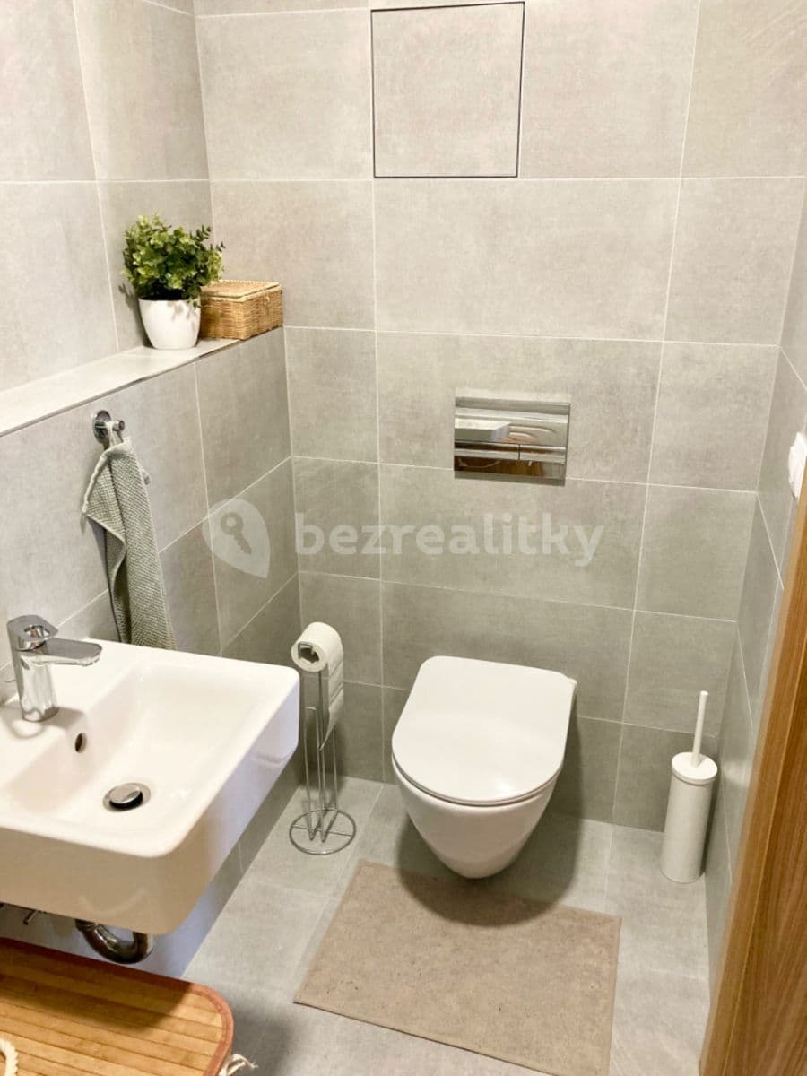 Pronájem bytu 3+kk 90 m², Michelská, Praha, Praha Pronájem bytu 3+kk 90 m², Michelská, Praha, Praha