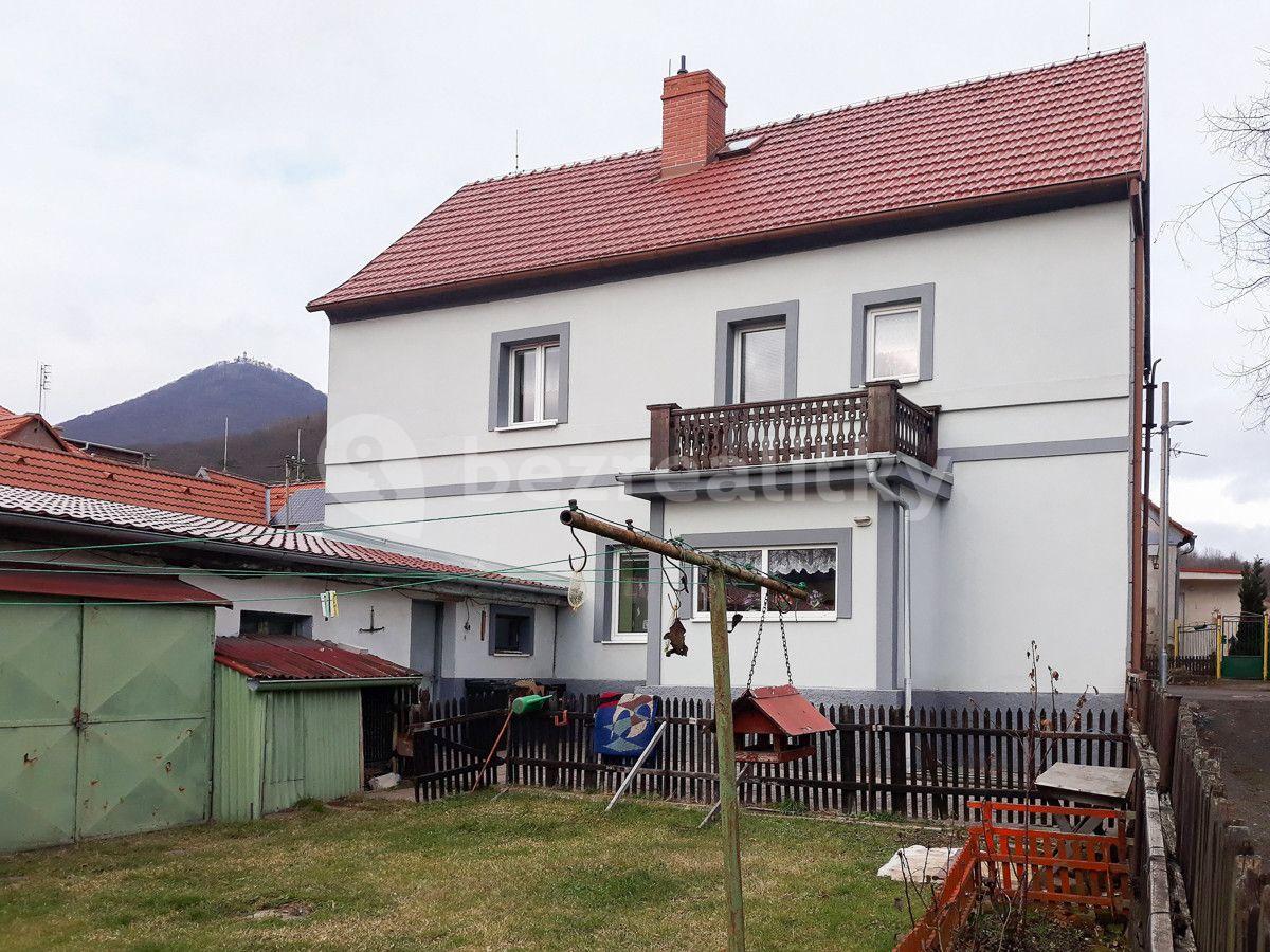 Prodej domu 150 m², pozemek 489 m², Velemín, Ústecký kraj