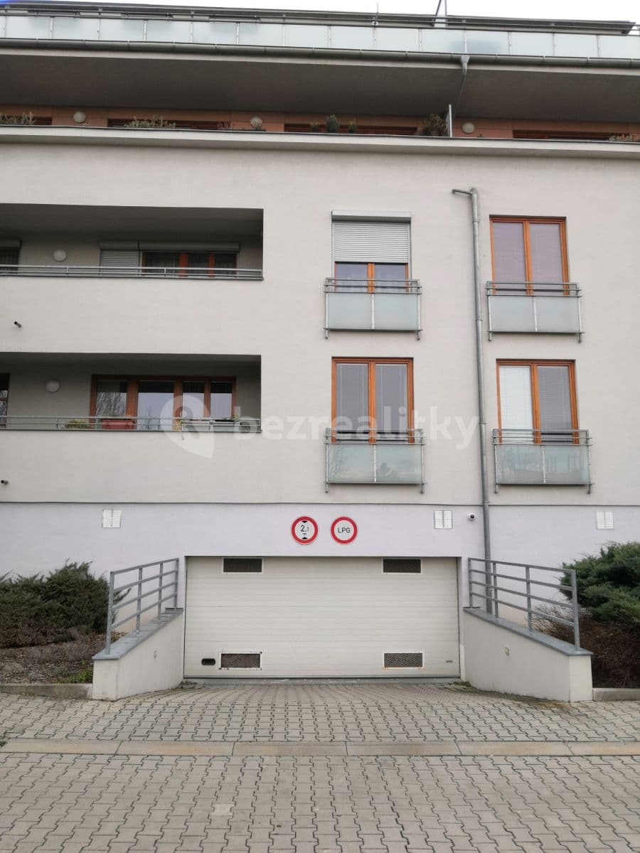 Pronájem garáže 11 m², Kohoutových, Praha, Praha Pronájem garáže 11 m², Kohoutových, Praha, Praha