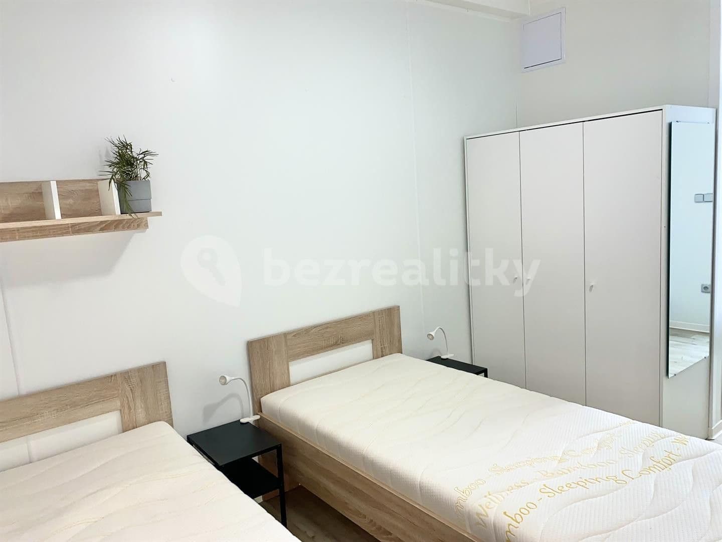 Pronájem bytu 1+kk 17 m², Hybešova, Brno, Jihomoravský kraj Pronájem bytu 1+kk 17 m², Hybešova, Brno, Jihomoravský kraj