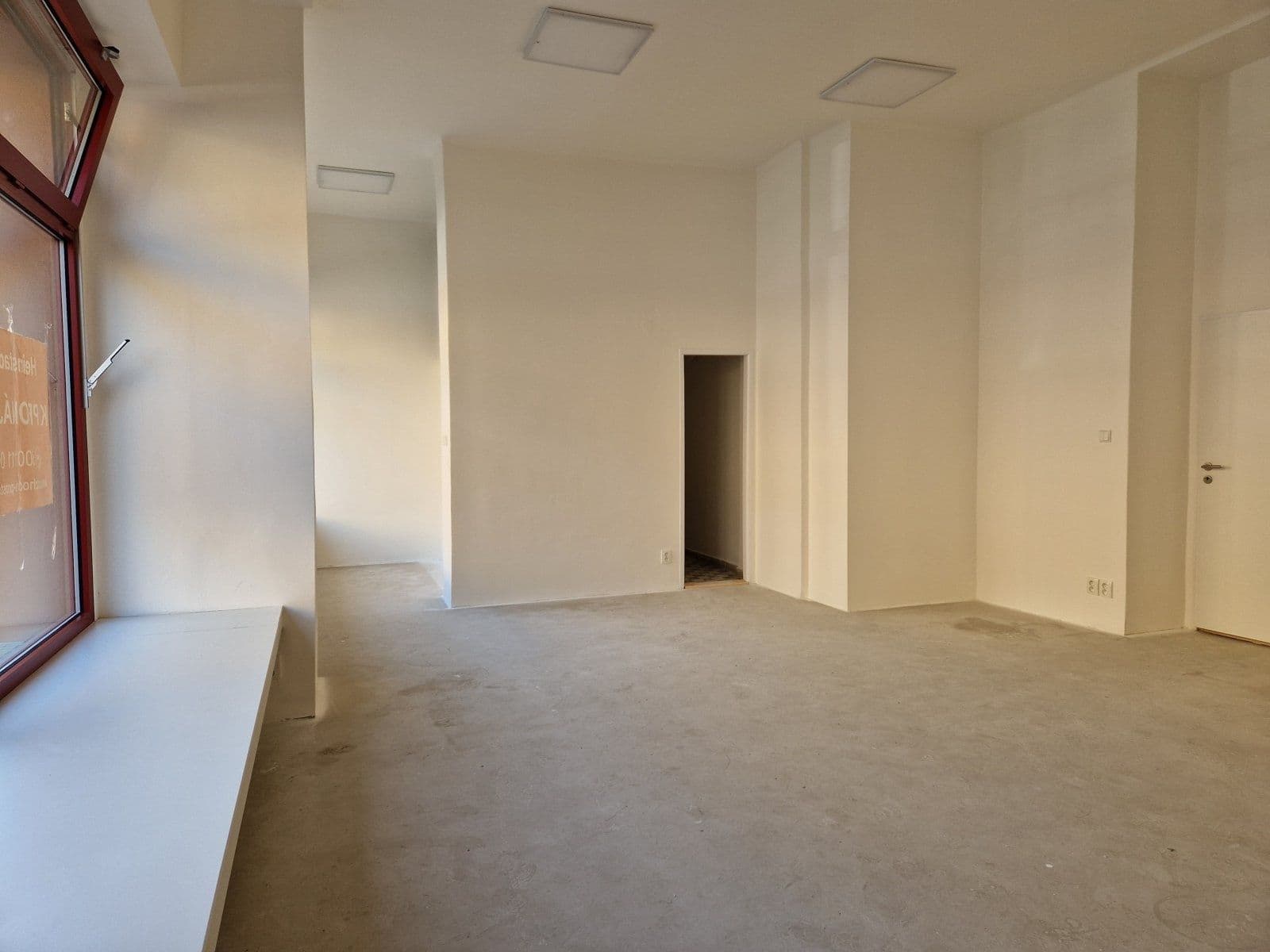 Pronájem nebytového prostoru 58 m², Slovenského národního povstání, Havířov, Moravskoslezský kraj Pronájem nebytového prostoru 58 m², Slovenského národního povstání, Havířov, Moravskoslezský kraj