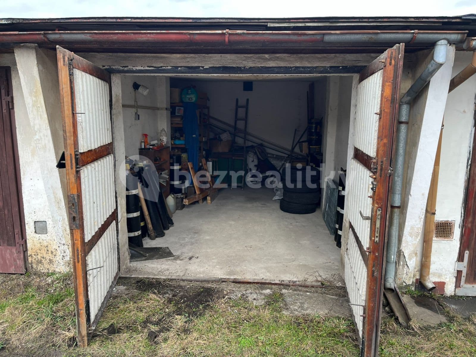 Prodej garáže • 21 m² bez realitky