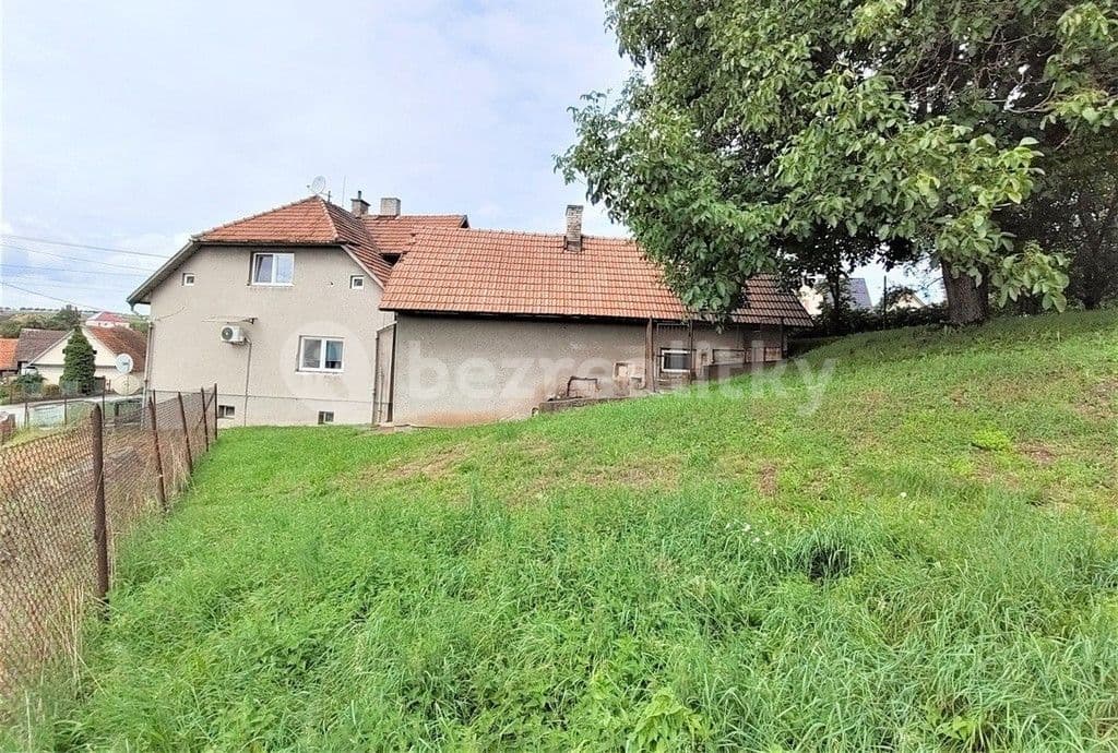 Prodej domu 161 m², pozemek 988 m², Kladeruby, Zlínský kraj