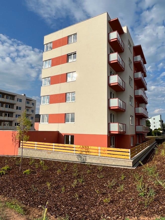 Pronájem bytu 2+kk 33 m², Maru Špačkové, Rakovník, Středočeský kraj Pronájem bytu 2+kk 33 m², Maru Špačkové, Rakovník, Středočeský kraj