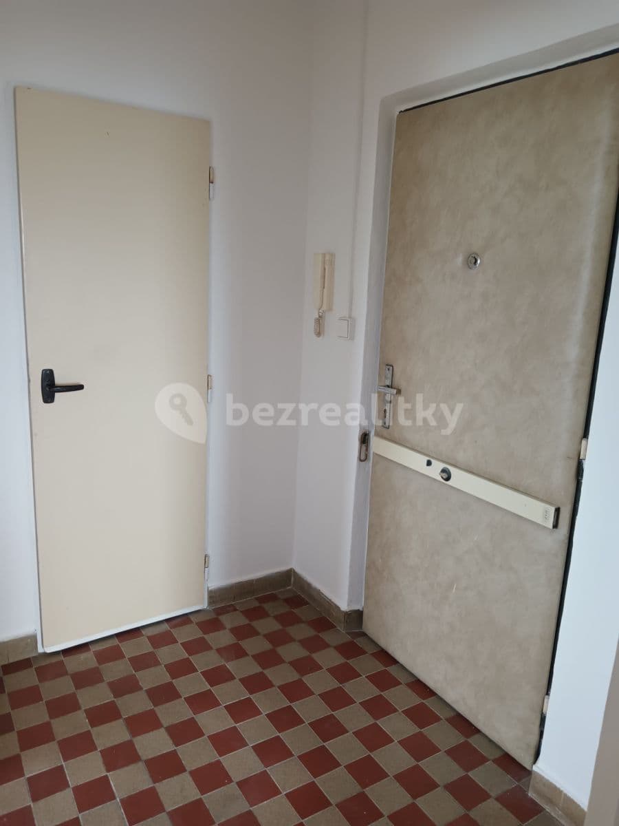 Pronájem bytu 3+1 75 m², Hostýnská, Praha, Praha Pronájem bytu 3+1 75 m², Hostýnská, Praha, Praha