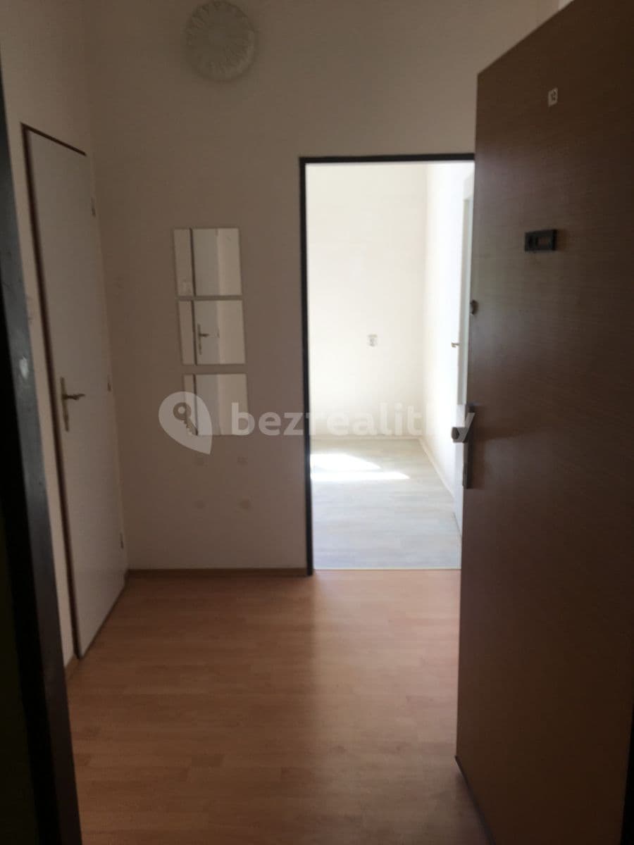 Pronájem bytu 1+1 47 m², Sarajevská, Praha, Praha Pronájem bytu 1+1 47 m², Sarajevská, Praha, Praha