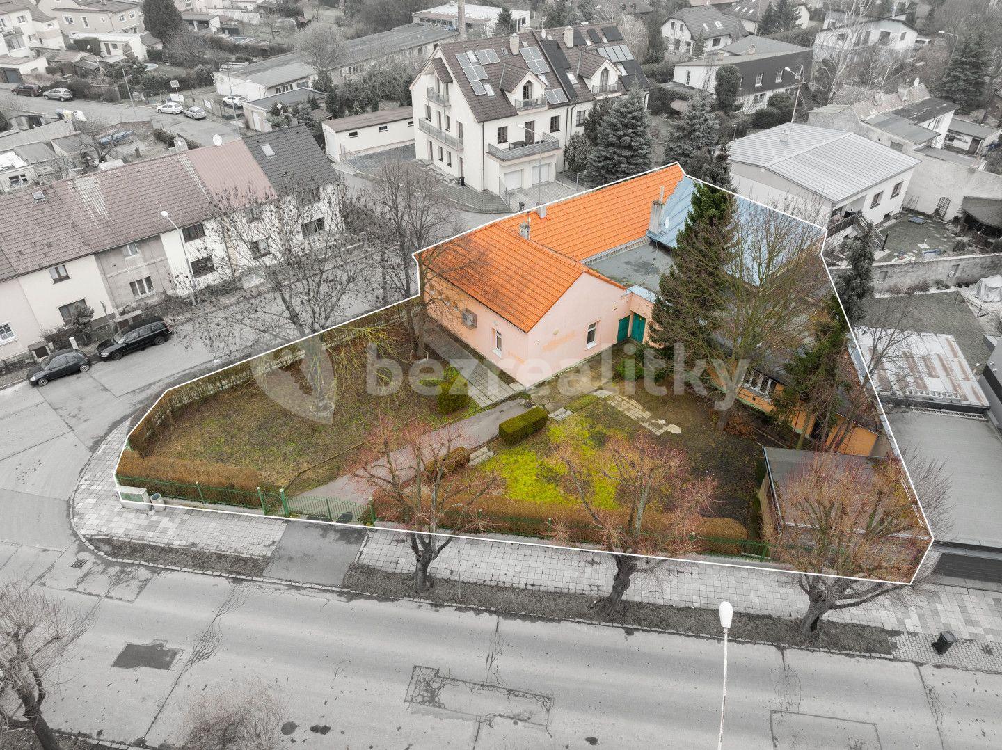 Prodej domu 290 m², pozemek 908 m², Klikorkova, Kladno, Středočeský kraj