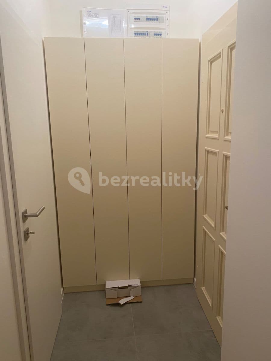 Pronájem bytu 1+kk 22 m², Studentská, Praha, Praha Pronájem bytu 1+kk 22 m², Studentská, Praha, Praha