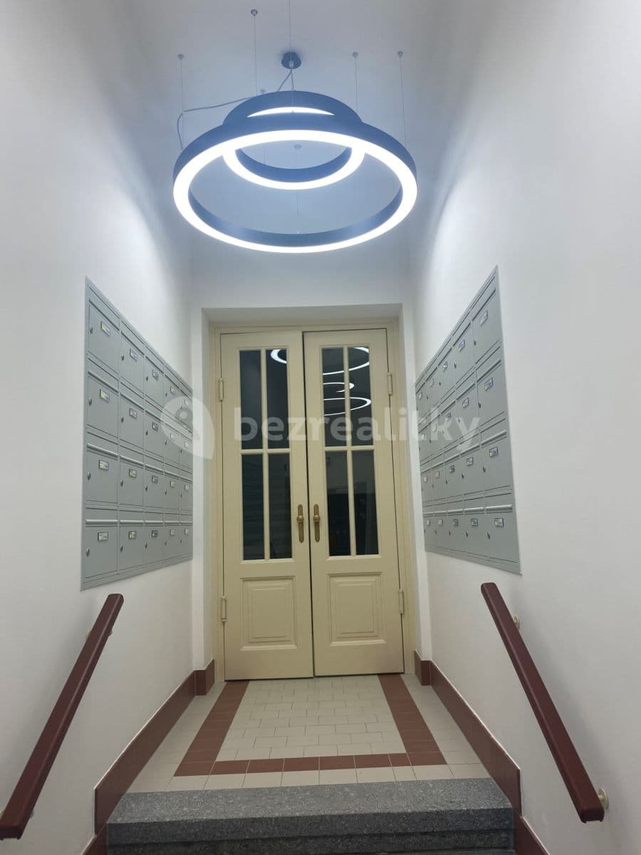 Pronájem bytu 1+kk 22 m², Studentská, Praha, Praha Pronájem bytu 1+kk 22 m², Studentská, Praha, Praha