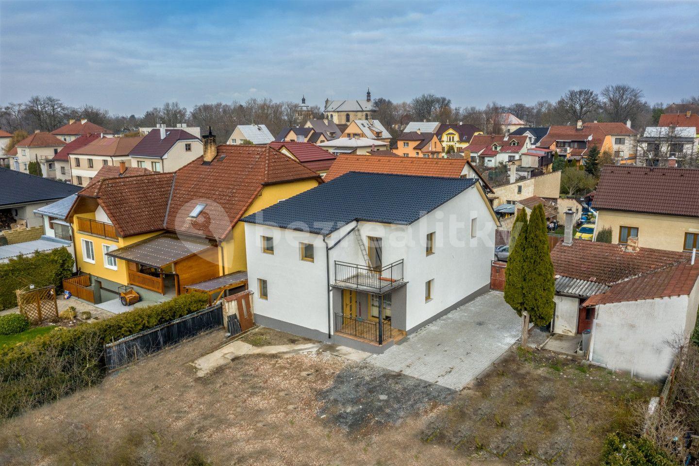 Prodej domu 153 m², pozemek 745 m², V Zahradách, Kostomlaty nad Labem, Středočeský kraj