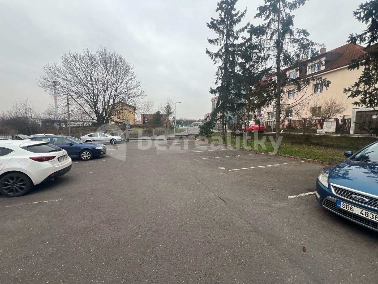 Pronájem garáže 10 m², Psárská, Praha, Praha Pronájem garáže 10 m², Psárská, Praha, Praha