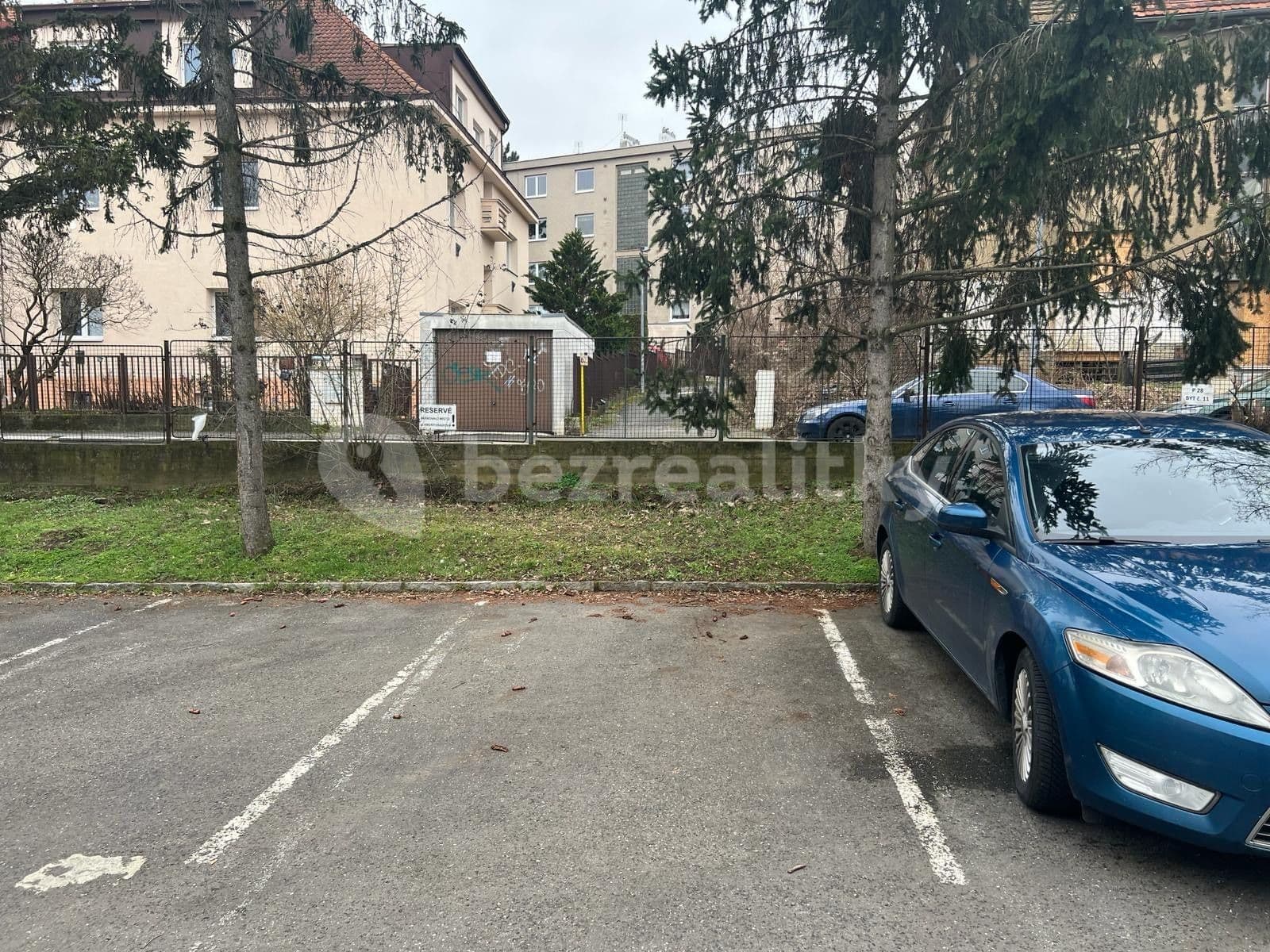 Pronájem garáže 10 m², Psárská, Praha, Praha Pronájem garáže 10 m², Psárská, Praha, Praha