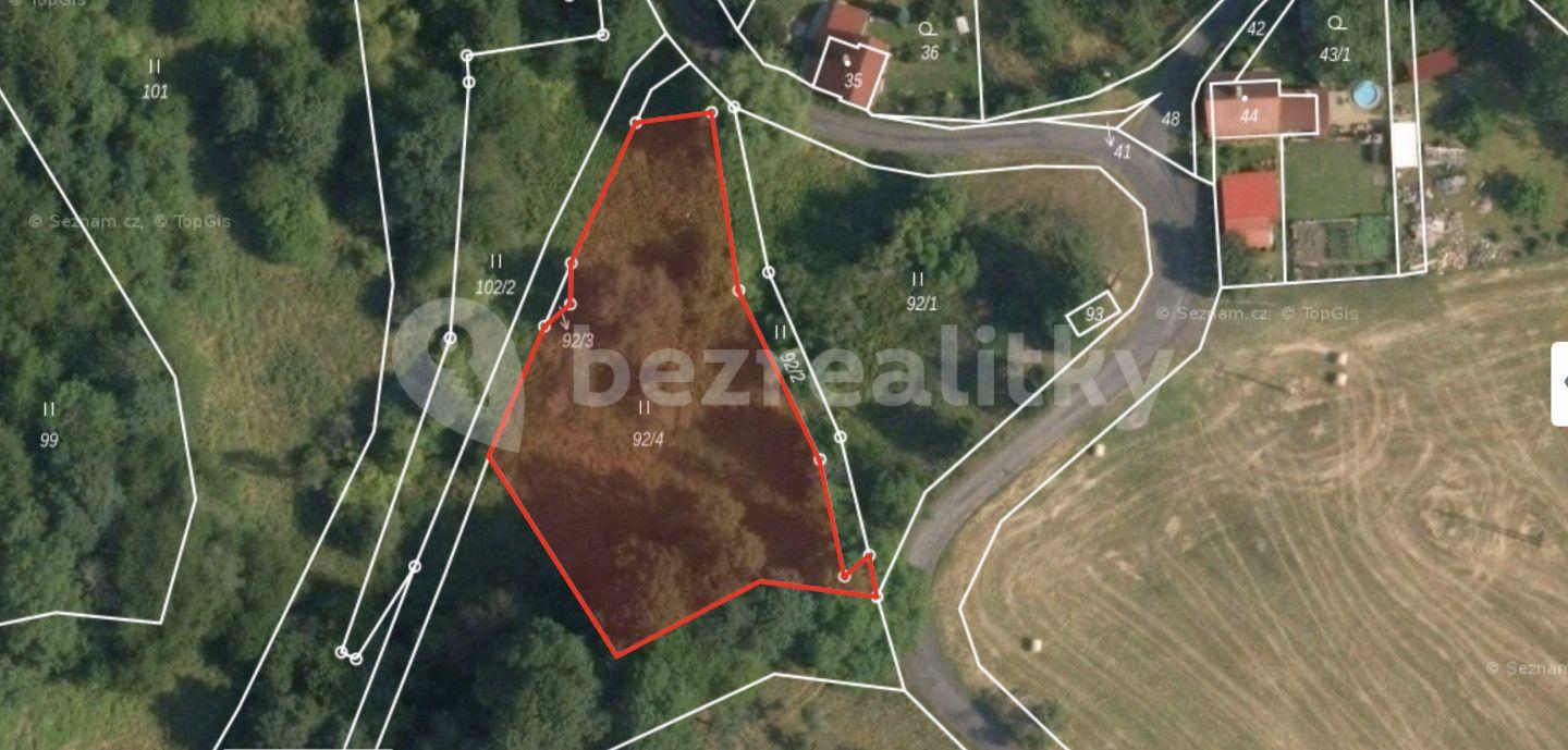 Prodej pozemku 1.726 m², Povrly, Ústecký kraj