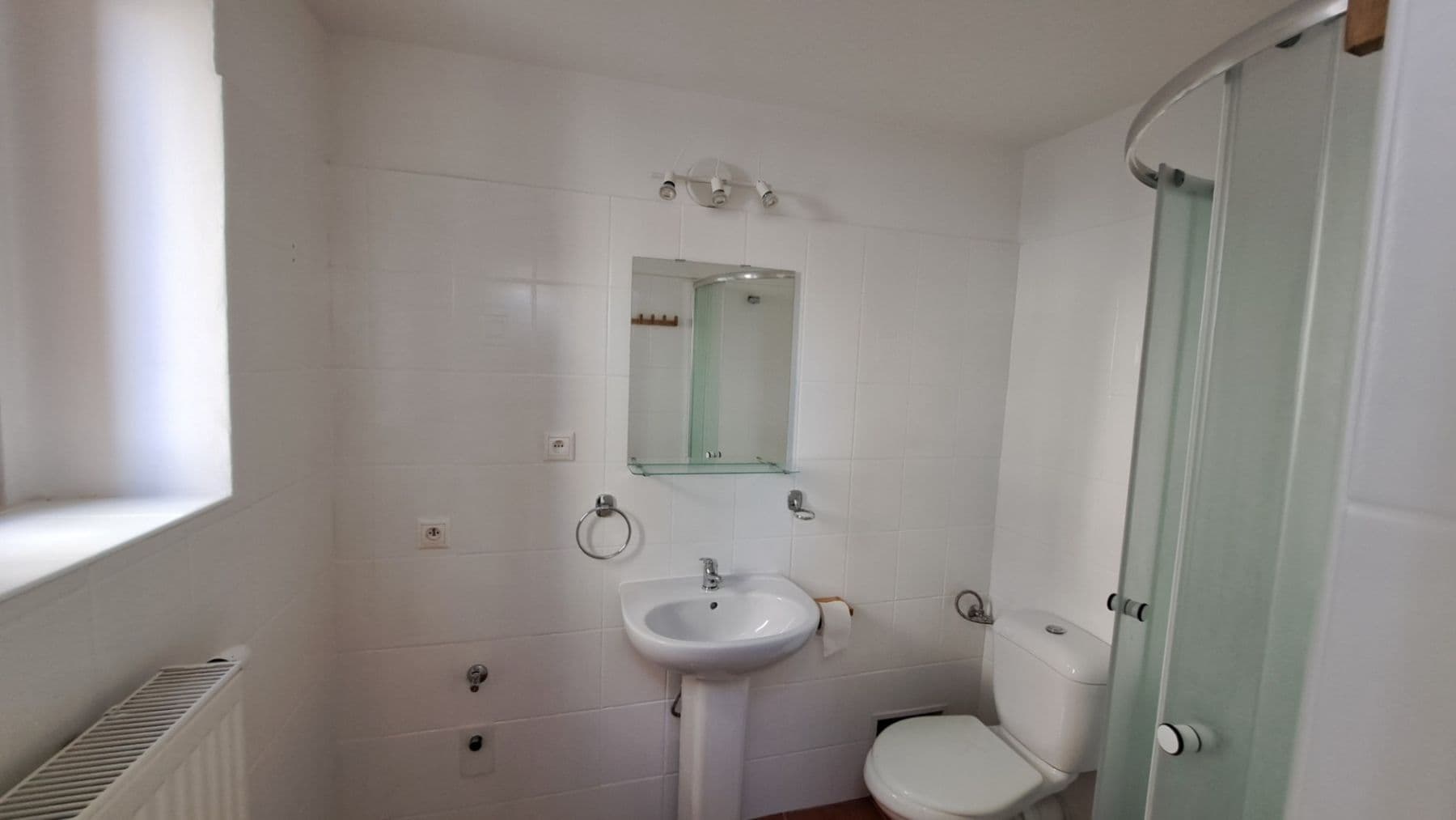 Pronájem bytu 1+1 38 m², Husitská, Praha, Praha Pronájem bytu 1+1 38 m², Husitská, Praha, Praha