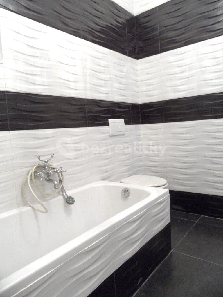 Pronájem bytu 4+1 161 m², Soukenická, Praha, Praha Pronájem bytu 4+1 161 m², Soukenická, Praha, Praha