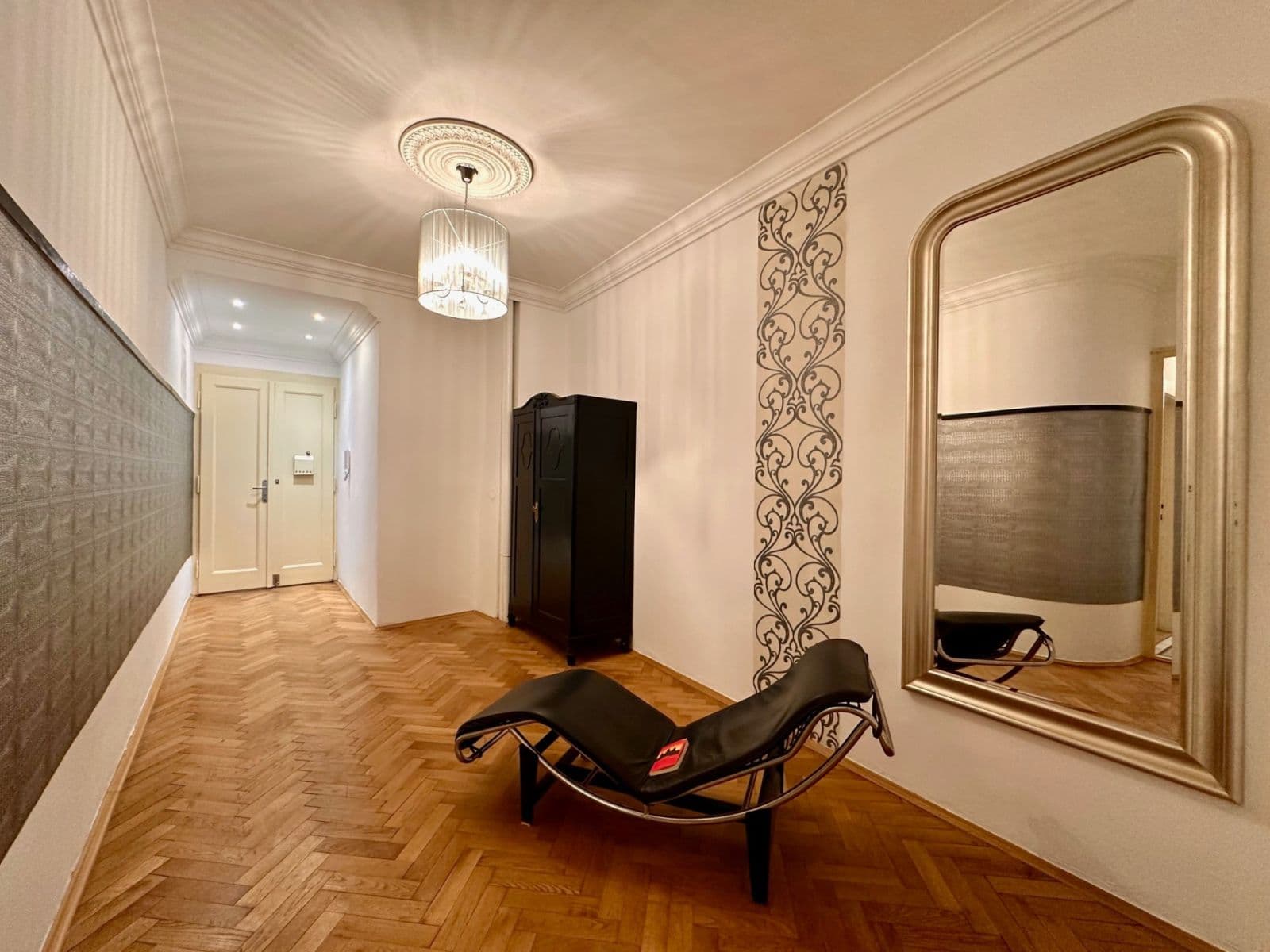 Pronájem bytu 4+1 161 m², Soukenická, Praha, Praha Pronájem bytu 4+1 161 m², Soukenická, Praha, Praha