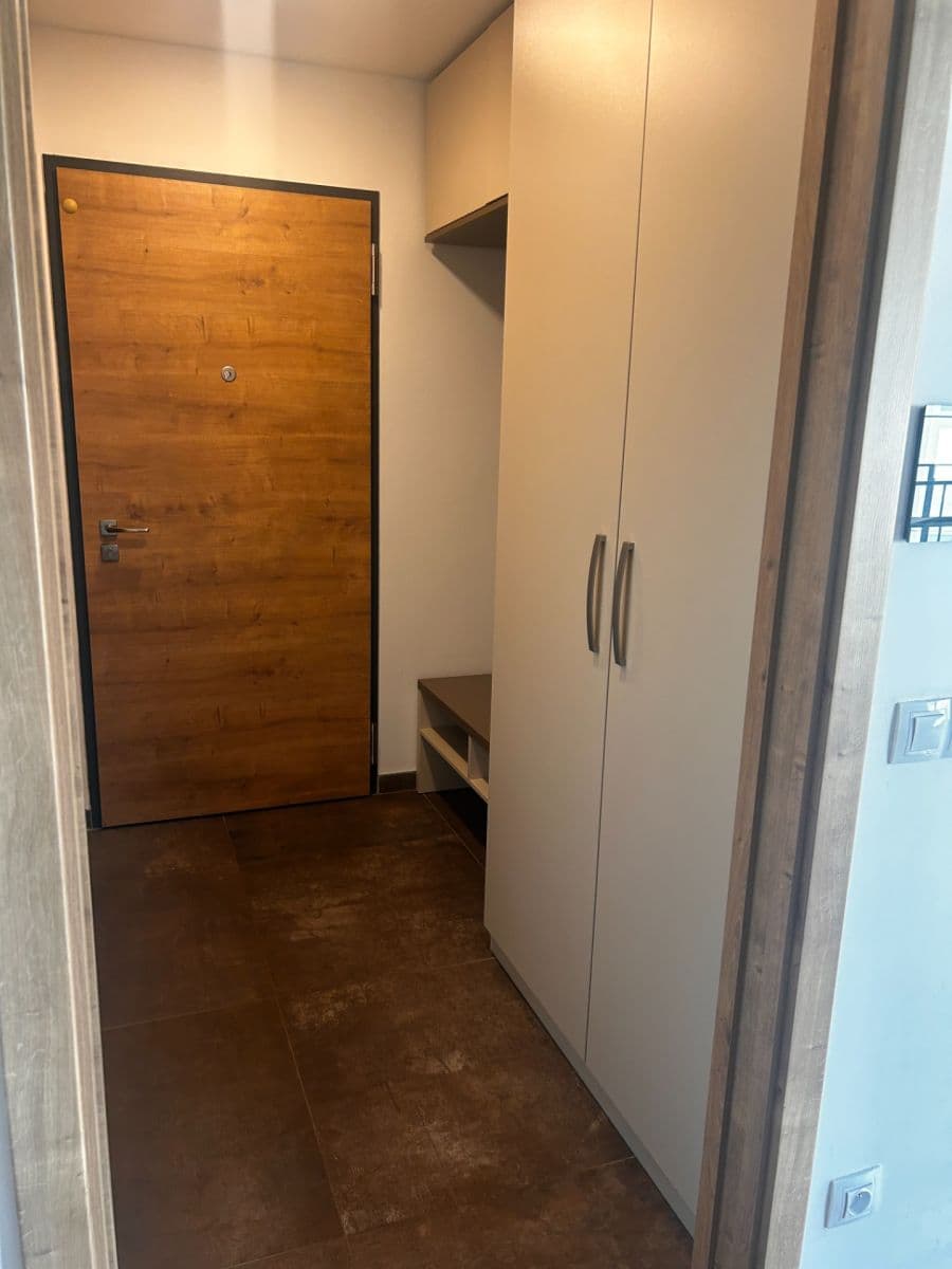 Pronájem bytu 1+kk 35 m², Belgická, Praha, Praha Pronájem bytu 1+kk 35 m², Belgická, Praha, Praha