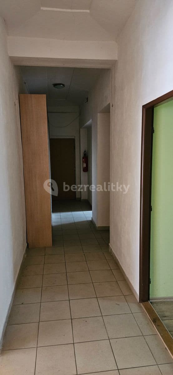 Pronájem nebytového prostoru 127 m², Jana Palacha, Pardubice, Pardubický kraj