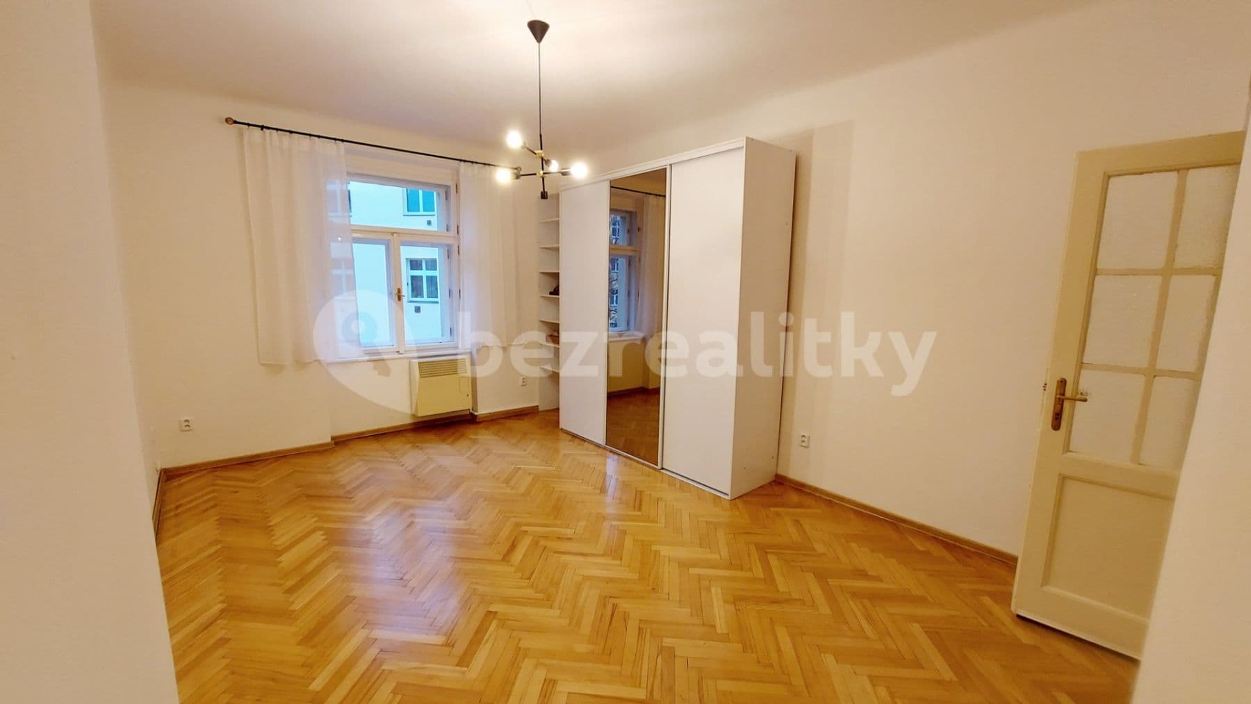 Pronájem bytu 3+kk 72 m², Táborská, Praha, Praha Pronájem bytu 3+kk 72 m², Táborská, Praha, Praha