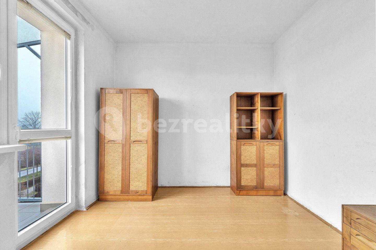 Prodej bytu 3+1 92 m², Školní, Ostroměř, Královéhradecký kraj