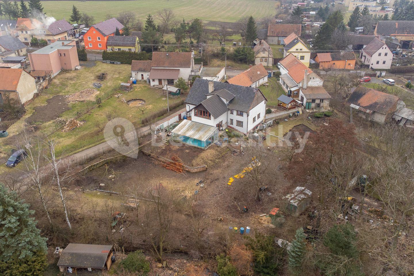 Prodej domu 440 m², pozemek 343 m², Měrunice, Ústecký kraj