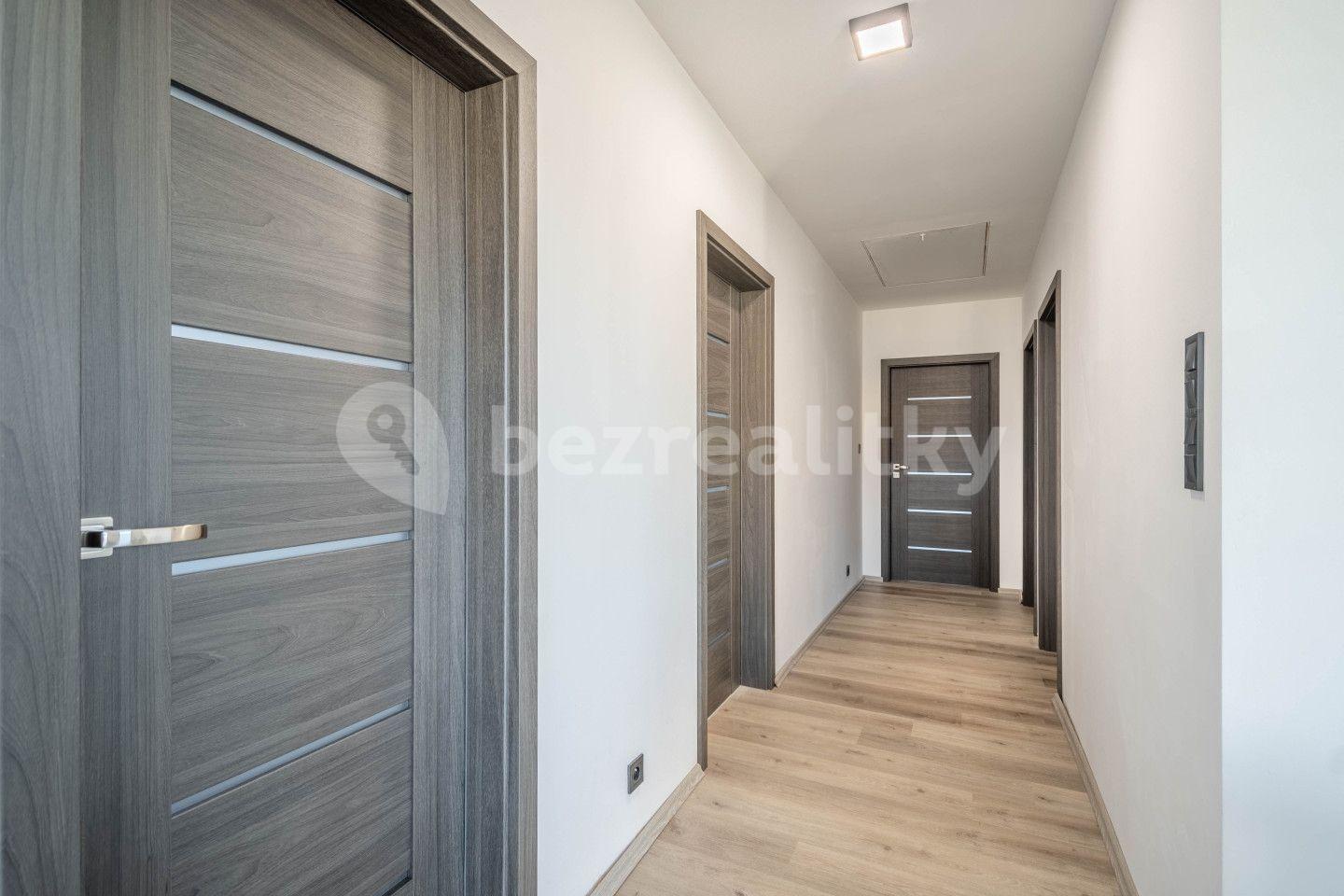 Prodej bytu 4+kk 110 m², V Kroupovci, Mělník, Středočeský kraj