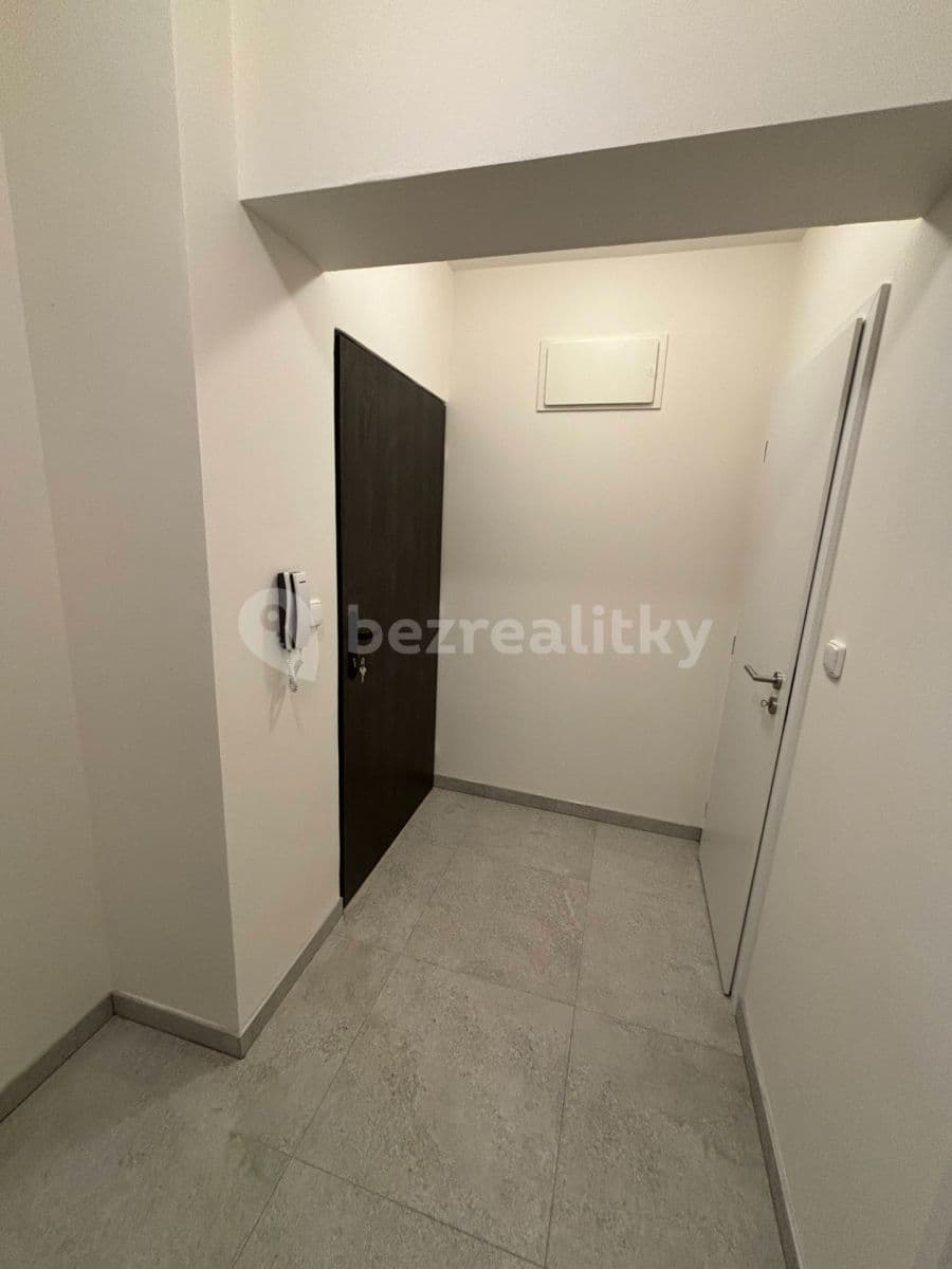 Pronájem bytu 2+kk 43 m², Bolzanova, Brno, Jihomoravský kraj