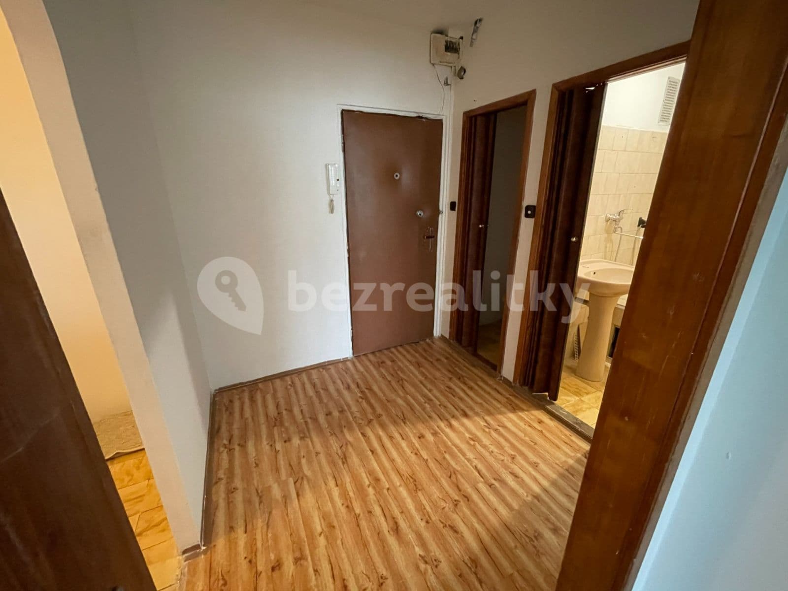Prodej bytu 2+kk 39 m², Kojetická, Neratovice, Středočeský kraj