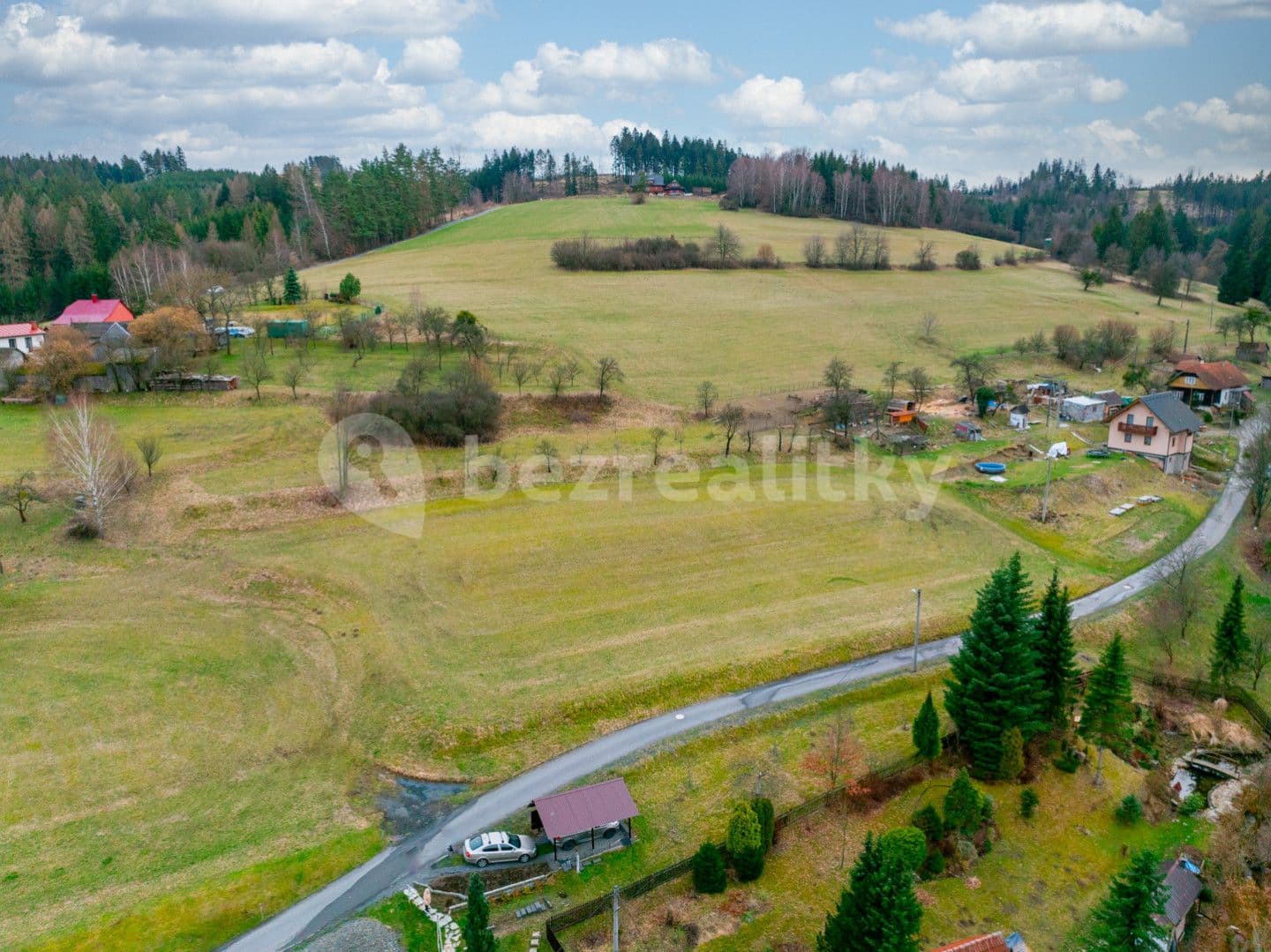 Prodej pozemku 4.434 m², Mikulůvka, Zlínský kraj