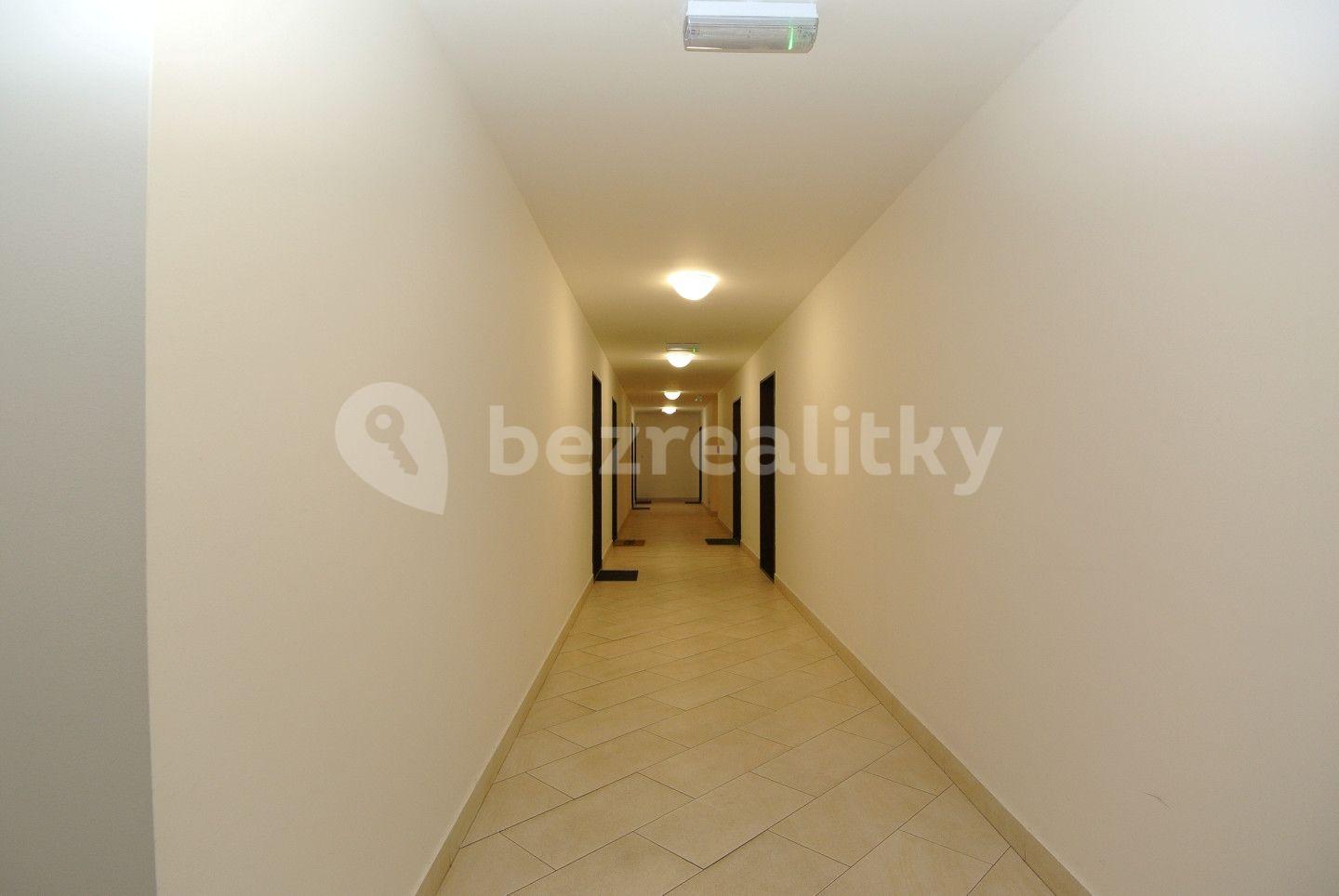 Prodej bytu 1+kk 37 m², Modenská, Praha, Praha