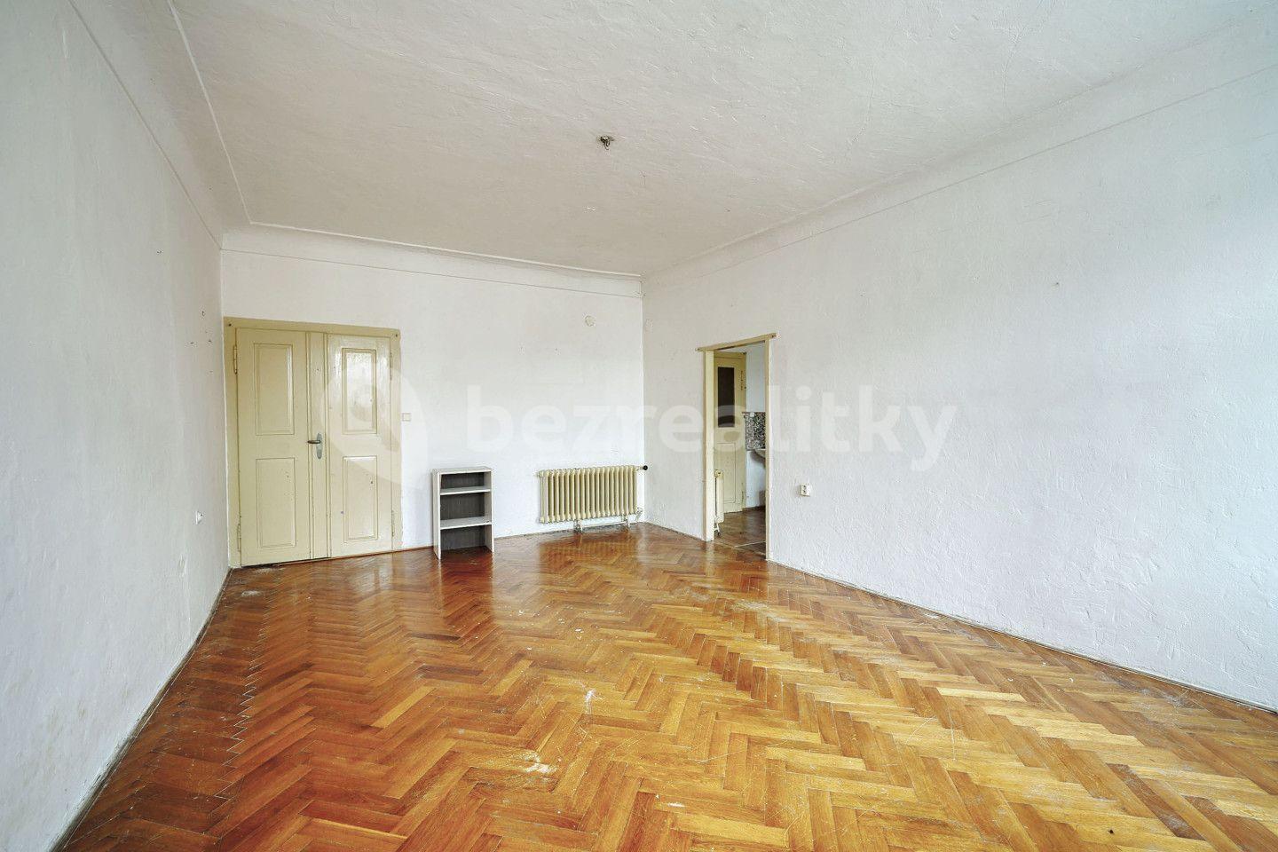 Prodej domu 789 m², pozemek 316 m², náměstí Míru, Domažlice, Plzeňský kraj