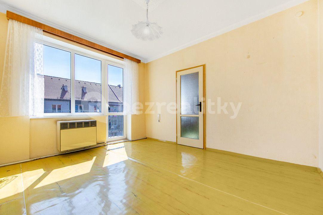 Prodej bytu 2+1 53 m², Střední, Nýřany, Plzeňský kraj