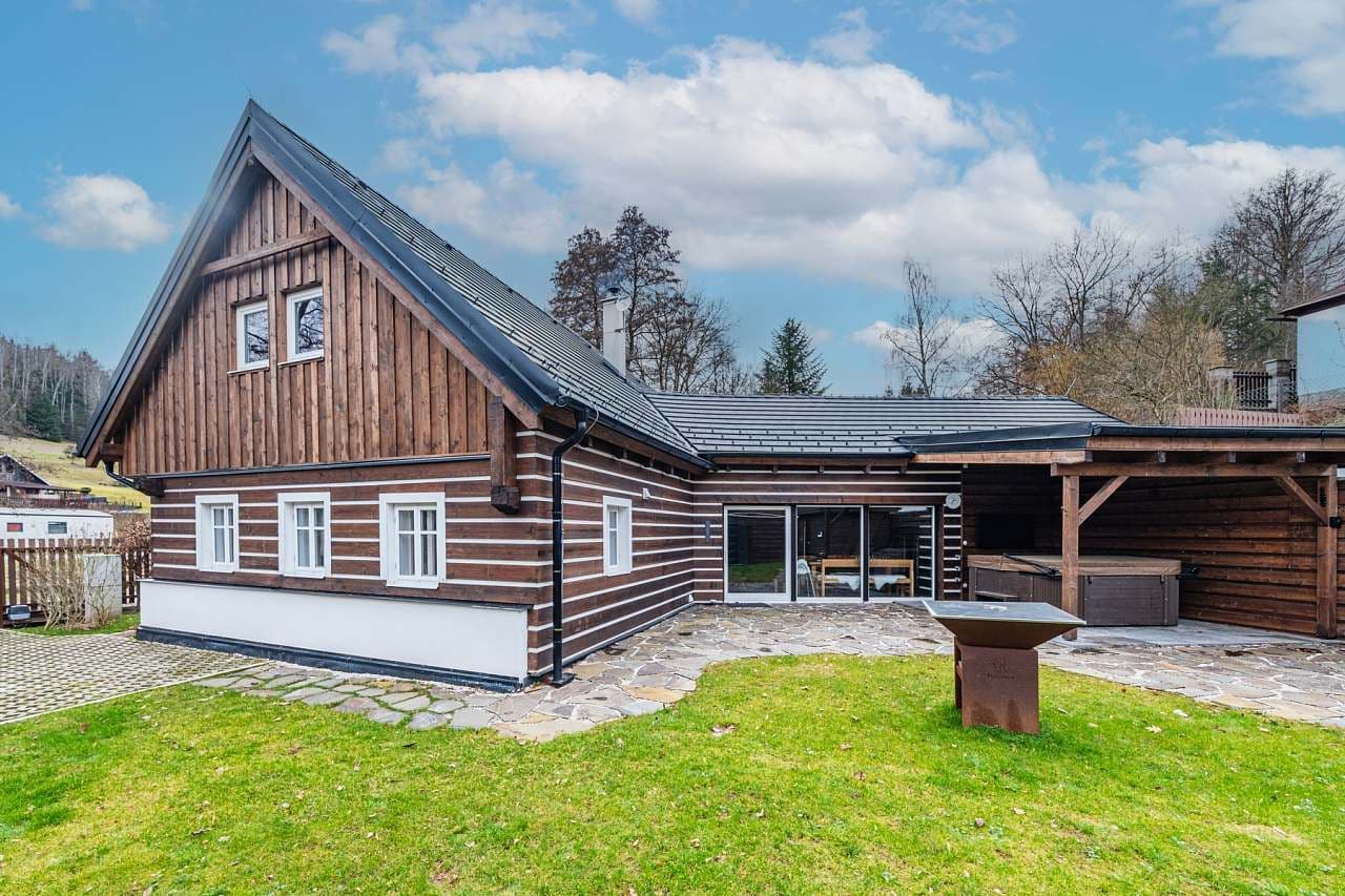 Pronájem chaty, chalupy, Stará Paka, Královéhradecký kraj Pronájem chaty, chalupy, Stará Paka, Královéhradecký kraj