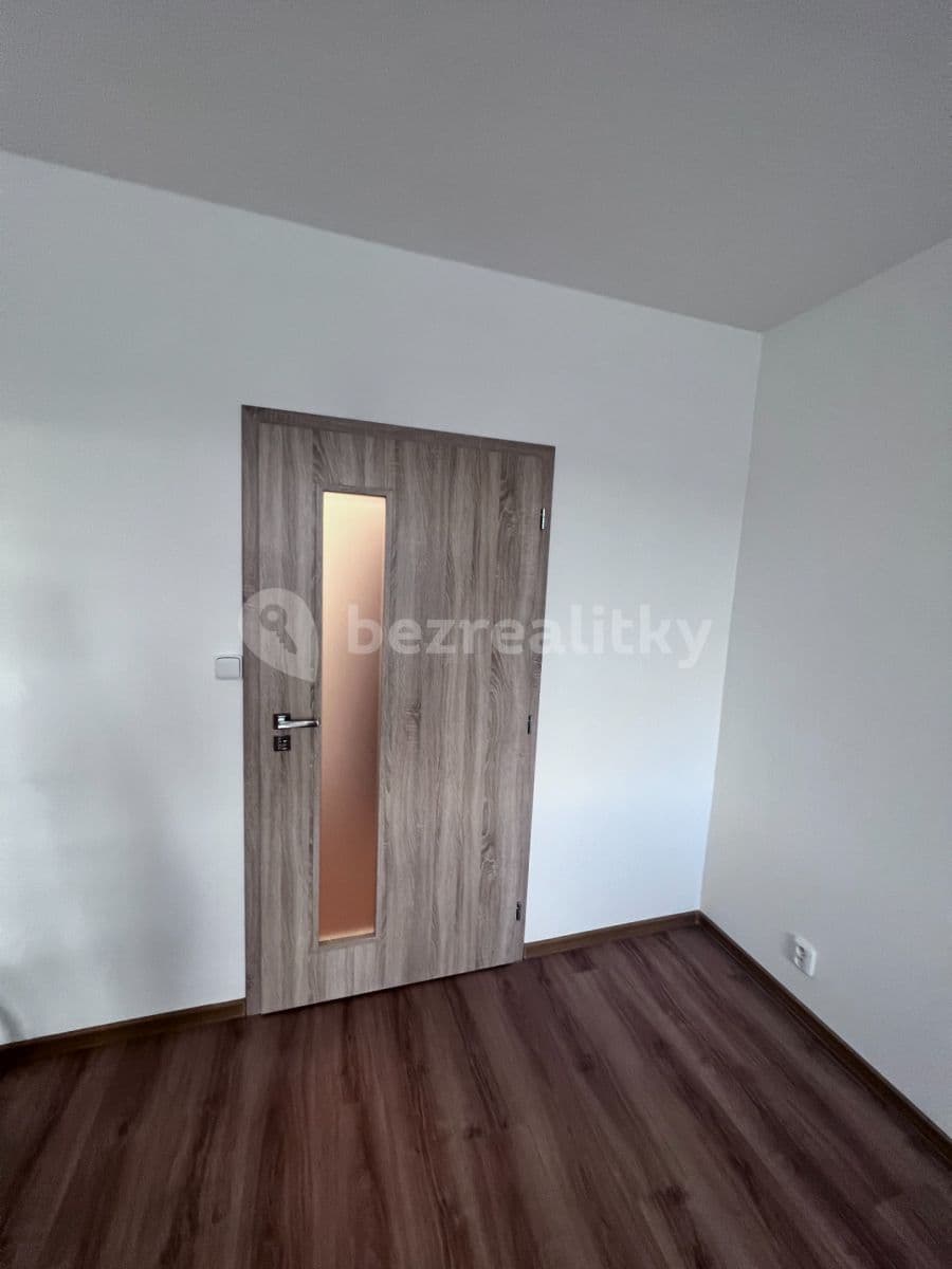 Pronájem bytu 3+1 76 m², Luční, Valašské Klobouky, Zlínský kraj